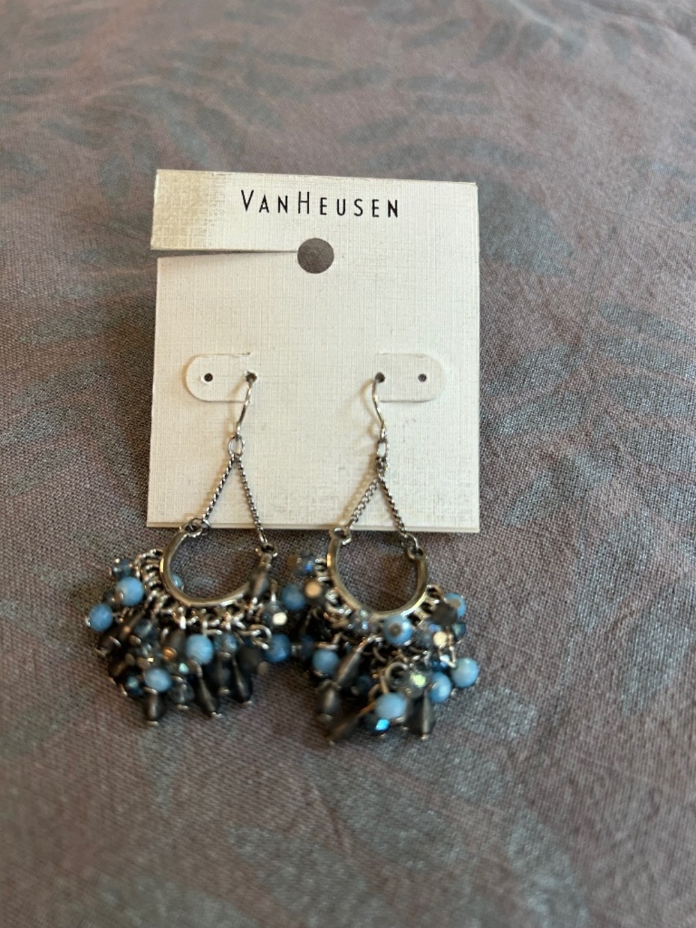 Van Heusen  dangling earings